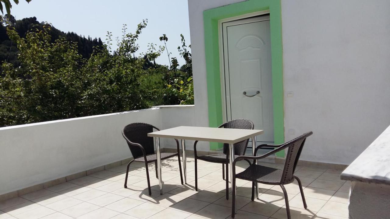 Natalia Apartment Lixouri Exterior photo